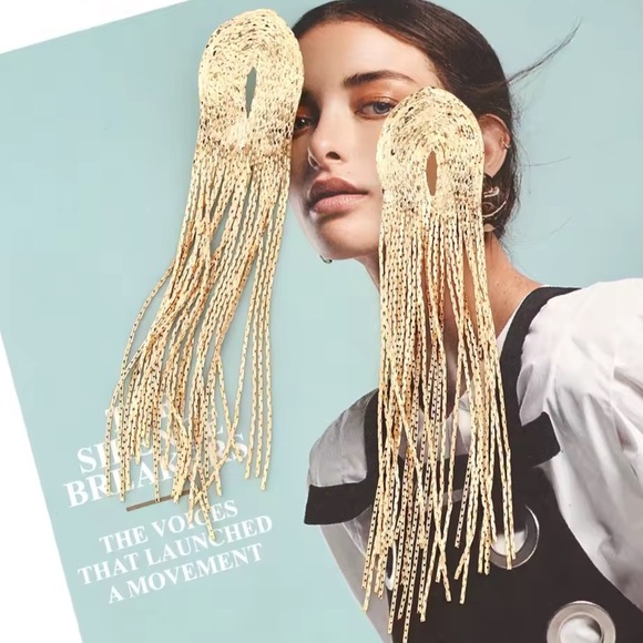 Gold Waterfall Chain Earrings - Picture 3 of 4